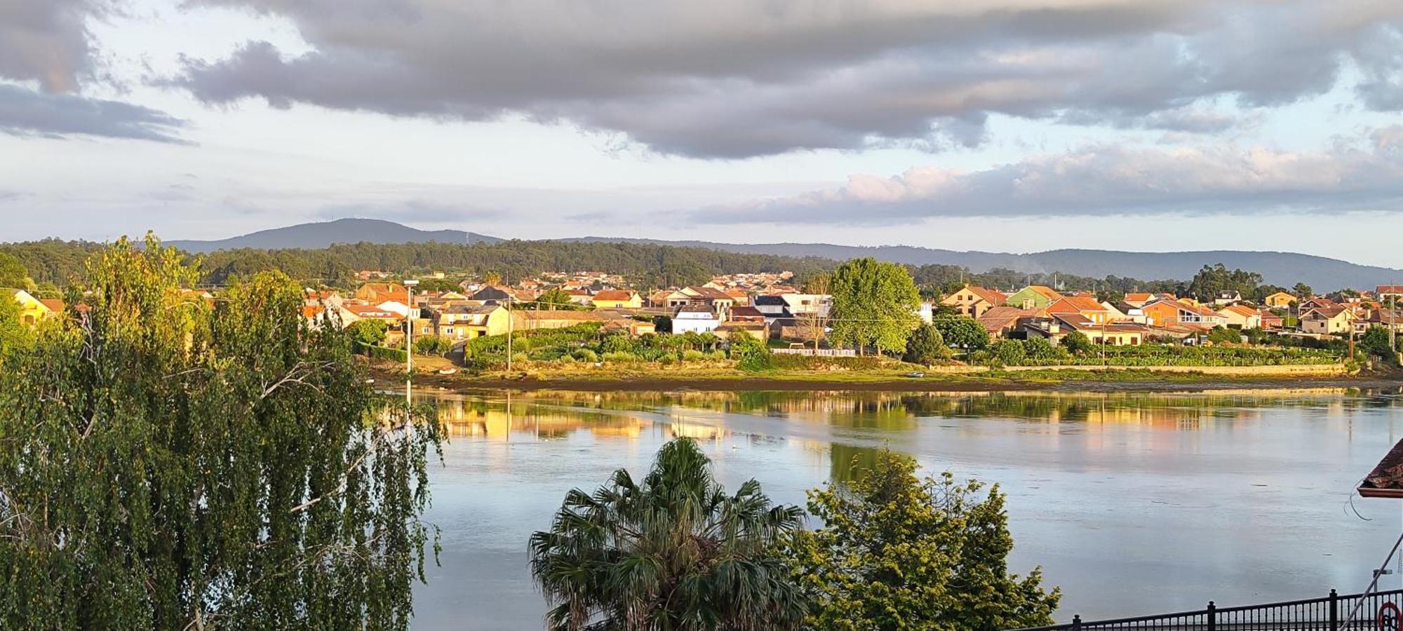 וילאנואבה דה ארוסה Apartamento El Rincon De Elia, Haz Realidad Tu Sueno De Vivir Con Vistas Al Mar מראה חיצוני תמונה